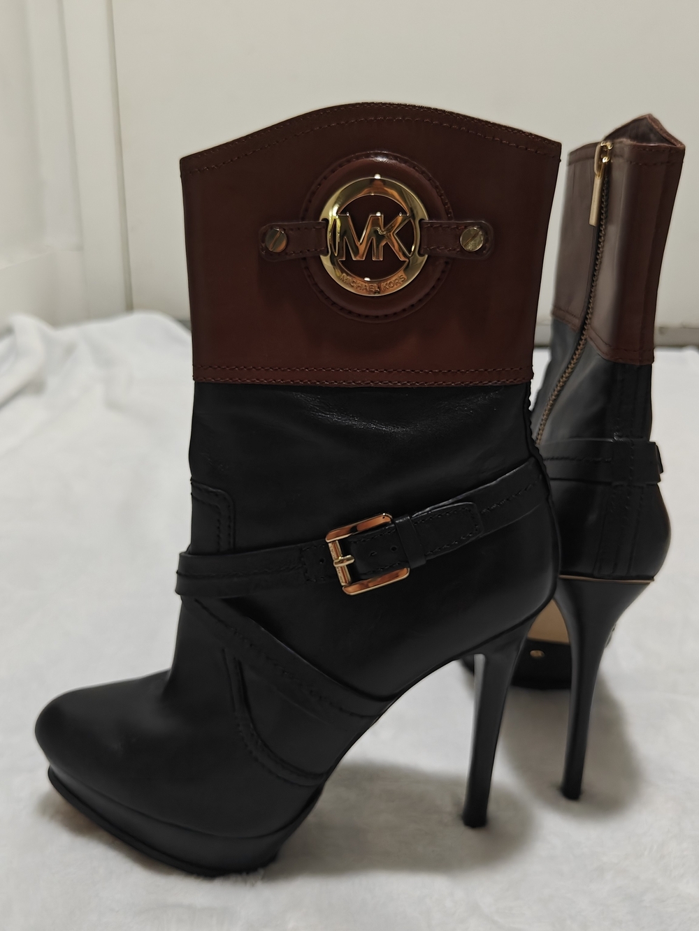 Michael Kors Women Black Brown Leather Ankle Bootie Zip Logo Buckle, 8.5M